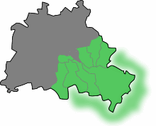 Gartenservice Berlin: Arbeitsgebiet im Südosten Berlins und Umgebung - ganz in Ihrer Nähe: Arbeitsgebiet im Bezirk Treptow-Köpenick: Adlershof, Altglienicke, Alt-Treptow, Baumschulenweg, Bohnsdorf, Grünau, Johannisthal, Köpenick, Müggelheim, Niederschöneweide, Oberschöneweide, Plänterwald, Schmöckwitz; Arbeitsgebiet im Bezirk Neukölln: Britz, Buckow, Gropiusstadt, Neukölln, Rudow; Arbeitsgebiet im Bezirk Tempelhof-Schöneberg: Lichtenrade, Mariendorf, Marienfelde, Tempelhof; Arbeitsgebiet im Bezirk Lichtenberg: Karlshorst, Friedrichsfelde